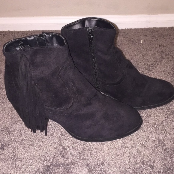 Wet seal black fringe ankle boots. - Picture 3 of 5